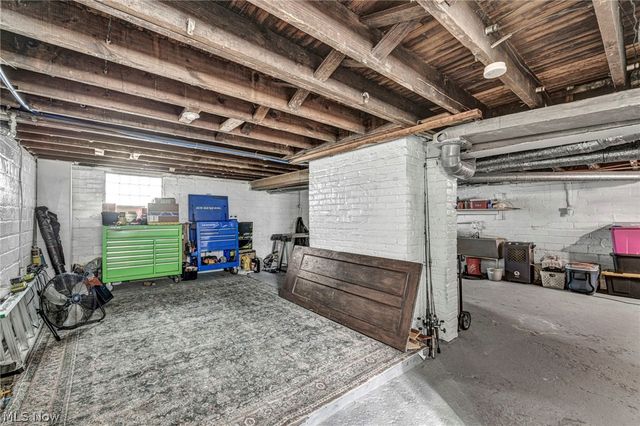 3255 W 115th Street, Cleveland, OH 44111