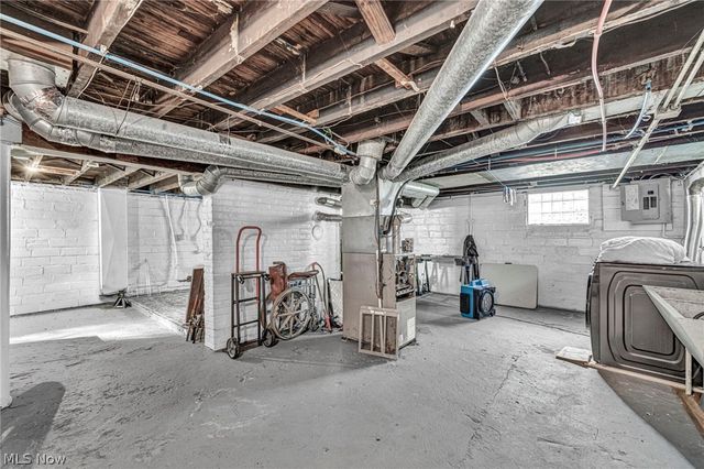 3255 W 115th Street, Cleveland, OH 44111