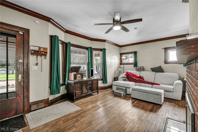 3255 W 115th Street, Cleveland, OH 44111