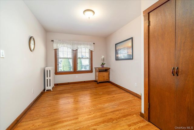 76 Driscoll Avenue, Rockville Centre, NY 11570