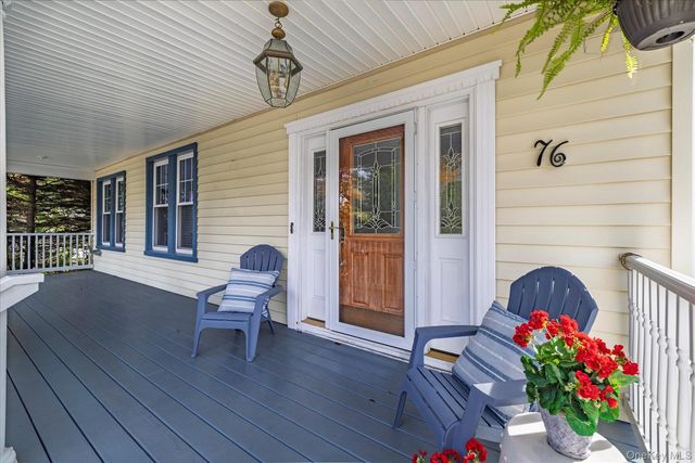 76 Driscoll Avenue, Rockville Centre, NY 11570