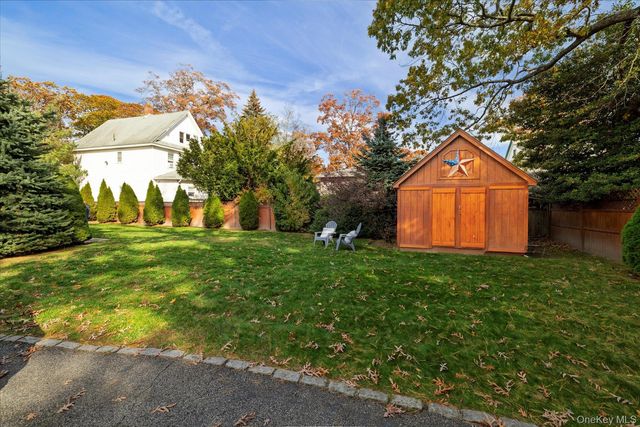 76 Driscoll Avenue, Rockville Centre, NY 11570