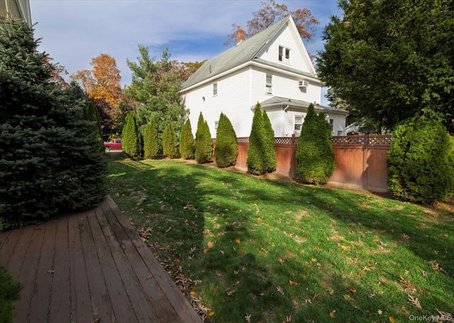 76 Driscoll Avenue, Rockville Centre, NY 11570