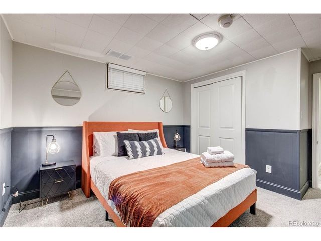 6022 Newcombe Ct, Arvada, CO 80004