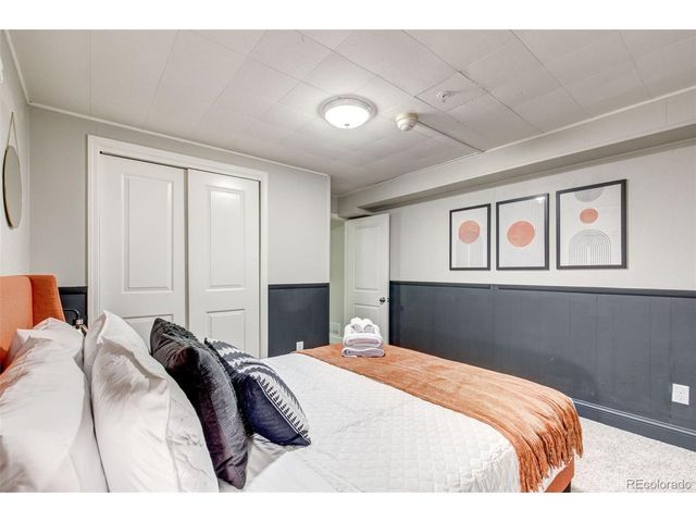 6022 Newcombe Ct, Arvada, CO 80004