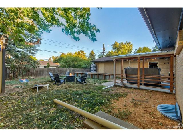 6022 Newcombe Ct, Arvada, CO 80004