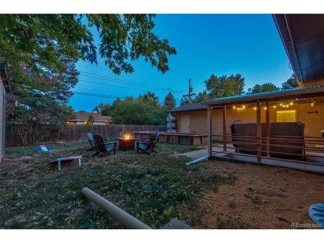 6022 Newcombe Ct, Arvada, CO 80004