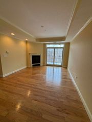 350 Greene St 305, North Andover, MA 01845