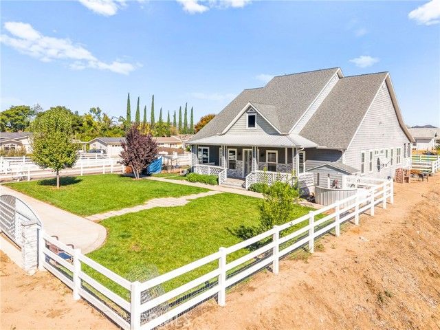 24940 Hayes, Murrieta, CA 92562