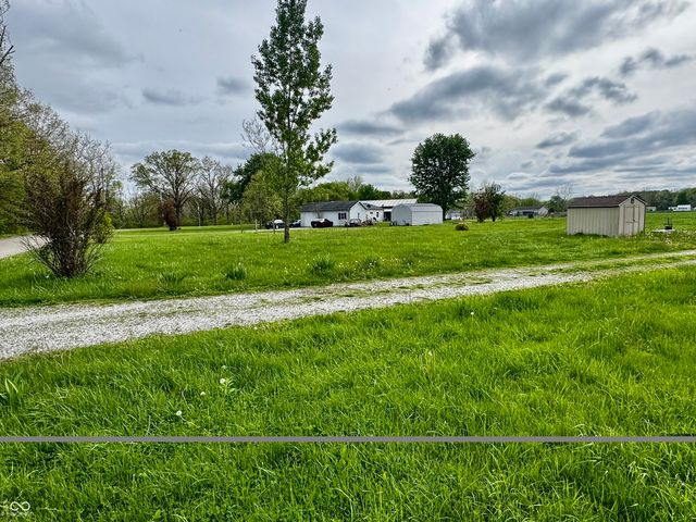 4792 W Fall Creek Road, Crawfordsville, IN 47933