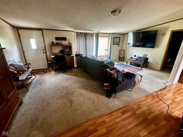 4792 W Fall Creek Road, Crawfordsville, IN 47933