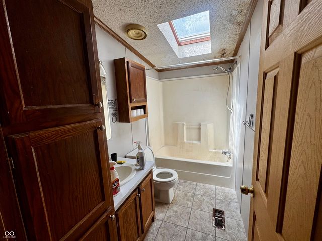 4792 W Fall Creek Road, Crawfordsville, IN 47933
