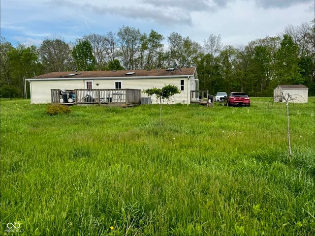 4792 W Fall Creek Road, Crawfordsville, IN 47933