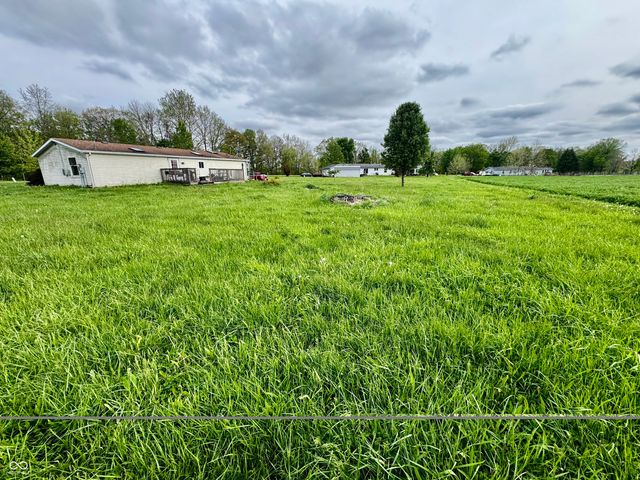 4792 W Fall Creek Road, Crawfordsville, IN 47933