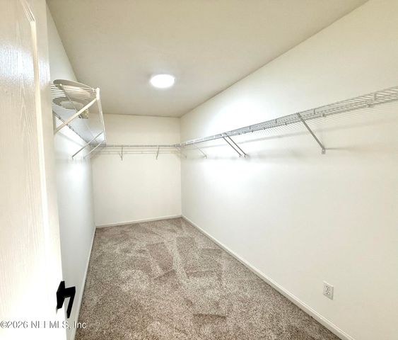 897 COLLINSWOOD Drive, Jacksonville, FL 32225