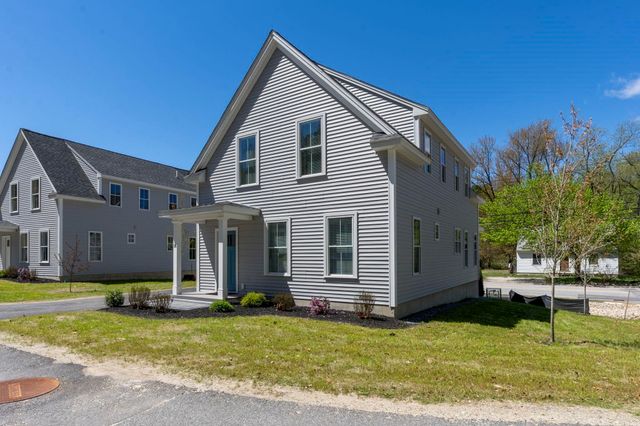 14 Woodmans Lane, Peterborough, NH 03458