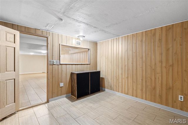 1316 Westbrooke Terrace Drive, Ballwin, MO 63021