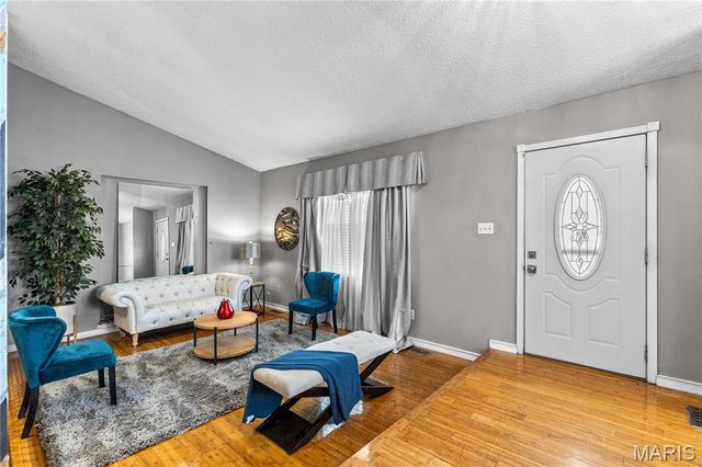 1316 Westbrooke Terrace Drive, Ballwin, MO 63021