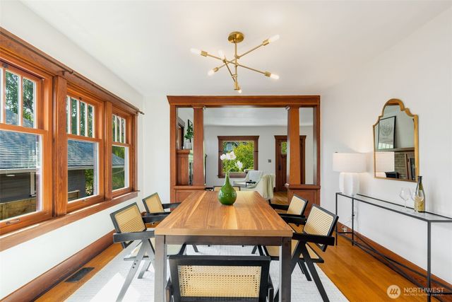 3240 35th Avenue S, Seattle, WA 98144