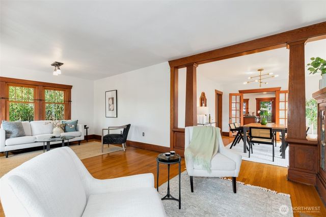 3240 35th Avenue S, Seattle, WA 98144