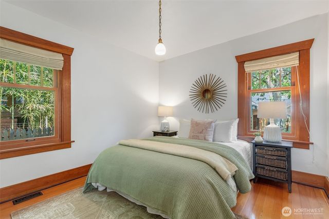 3240 35th Avenue S, Seattle, WA 98144