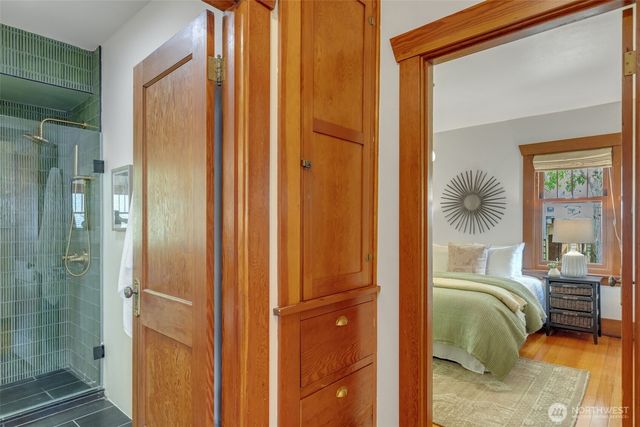3240 35th Avenue S, Seattle, WA 98144