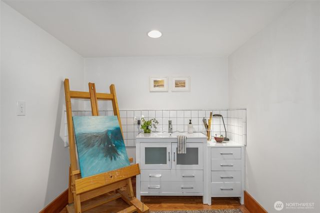 3240 35th Avenue S, Seattle, WA 98144