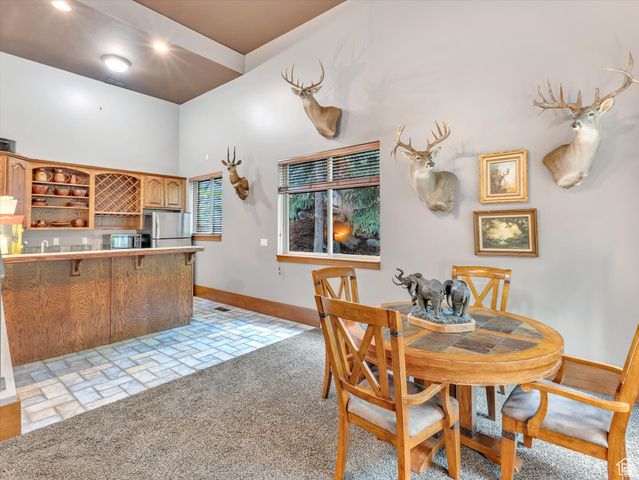 1921 MOHAWK LN, Ogden, UT 84403