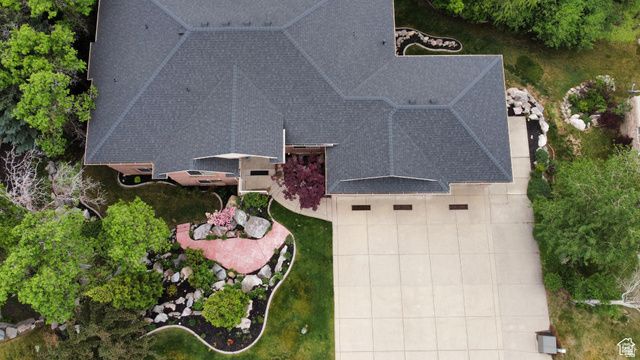 1921 MOHAWK LN, Ogden, UT 84403