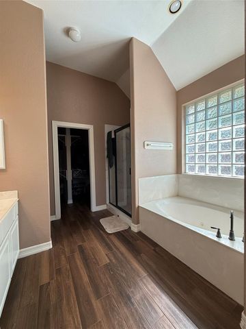 17522 Whispering Star Court, Houston, TX 77095