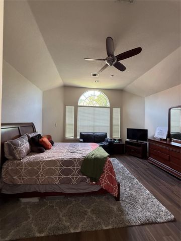 17522 Whispering Star Court, Houston, TX 77095