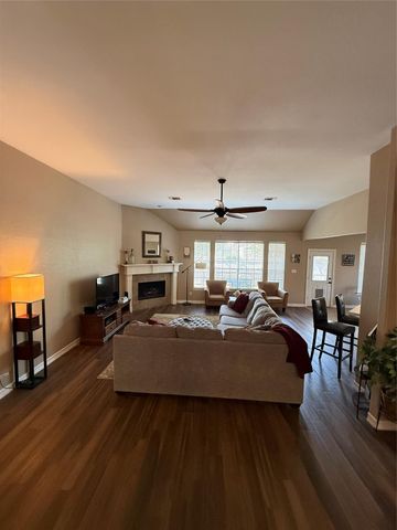 17522 Whispering Star Court, Houston, TX 77095
