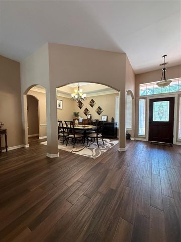 17522 Whispering Star Court, Houston, TX 77095