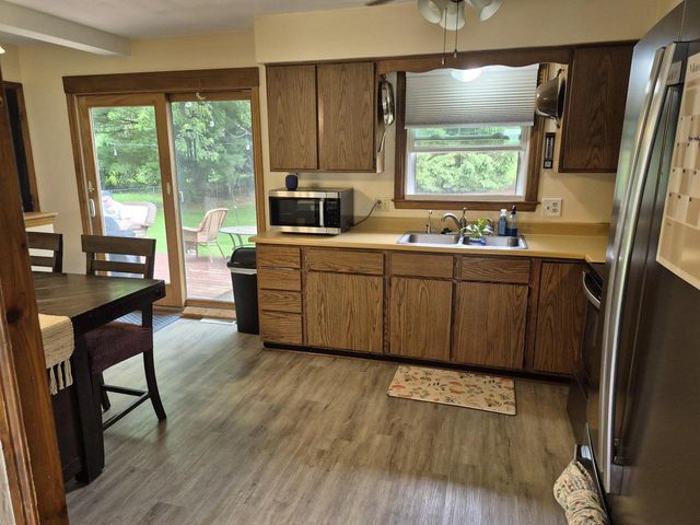44 E Ash Lane, Milton, WI 53563