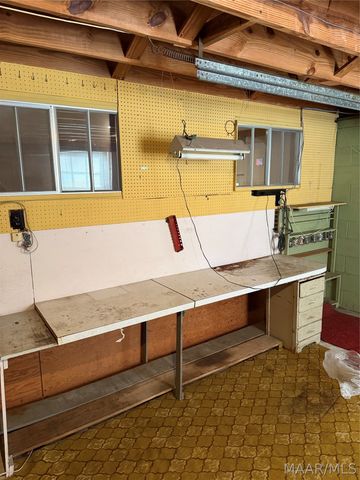 932 Green Forest Drive, Montgomery, AL 36109