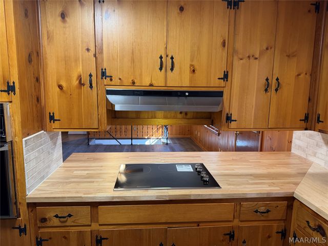 932 Green Forest Drive, Montgomery, AL 36109