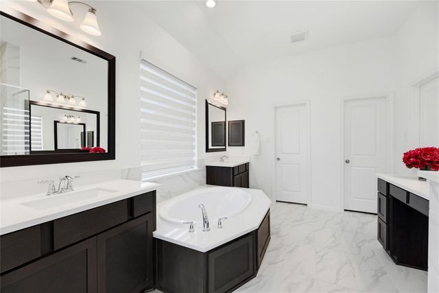 12702 Noble Fields Way, Cypress, TX 77433