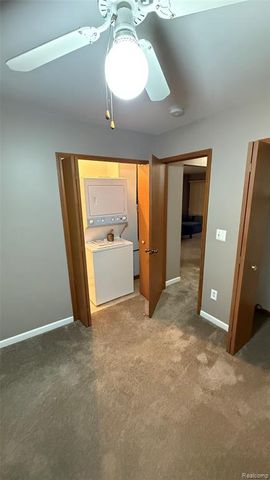 23062 Harrington Street, Clinton Township, MI 48036