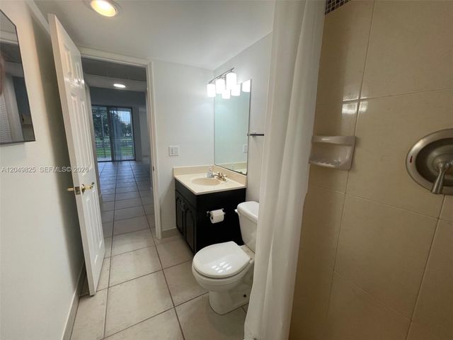 9441 Live Oak Place 209, Davie, FL 33324