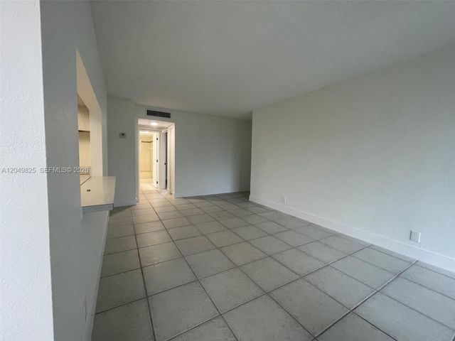 9441 Live Oak Place 209, Davie, FL 33324