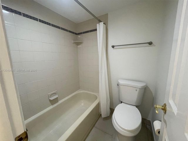 9441 Live Oak Place 209, Davie, FL 33324