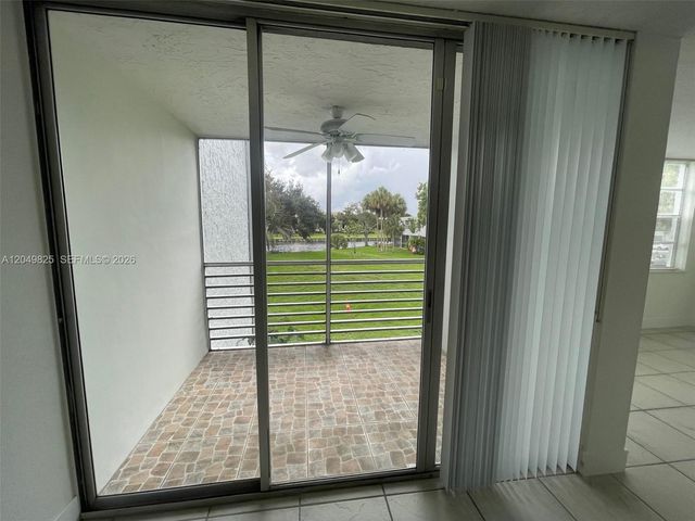 9441 Live Oak Place 209, Davie, FL 33324