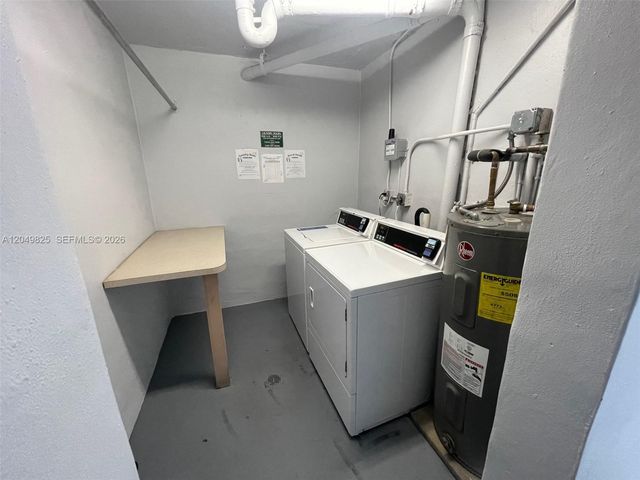 9441 Live Oak Place 209, Davie, FL 33324