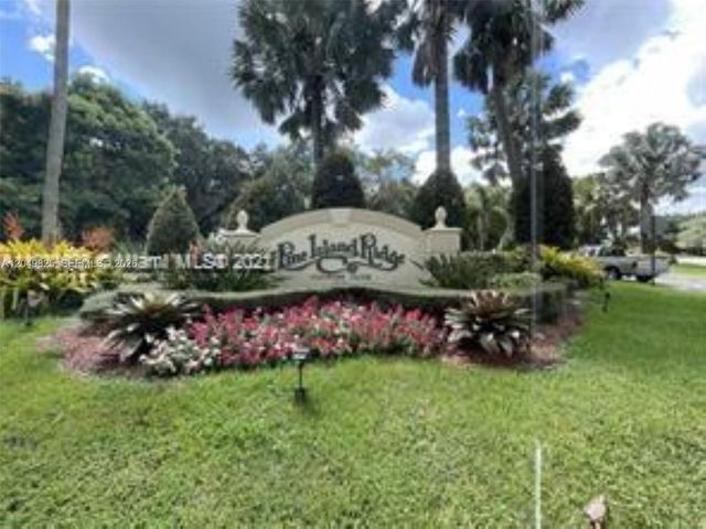 9441 Live Oak Place 209, Davie, FL 33324