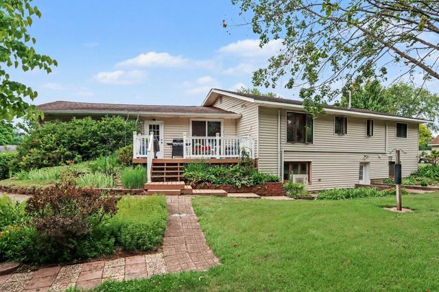 9946 Handel Street, Portage, MI 49024