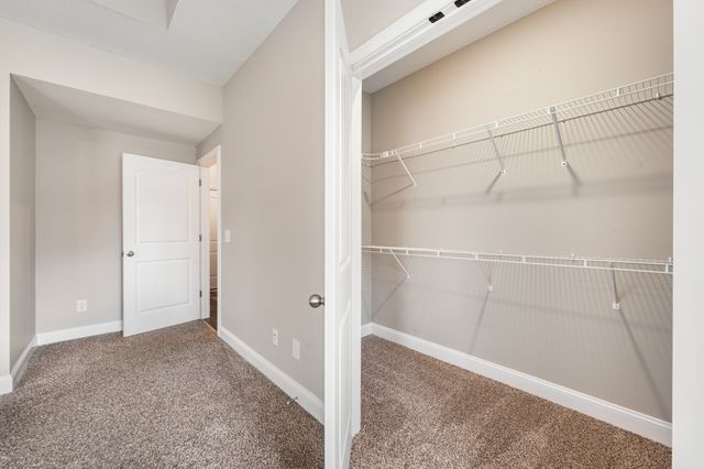 518 Latham Ct, Clarksville, TN 37043
