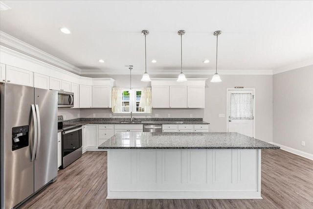 164 Miracle Drive, Eutawville, SC 29048