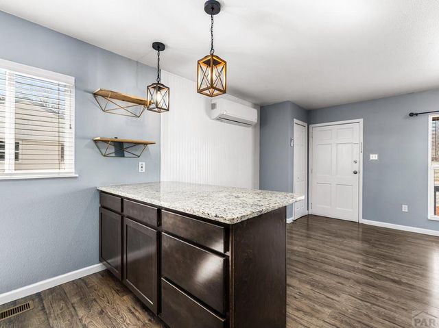 8 Churchill Rd, Pueblo, CO 81001