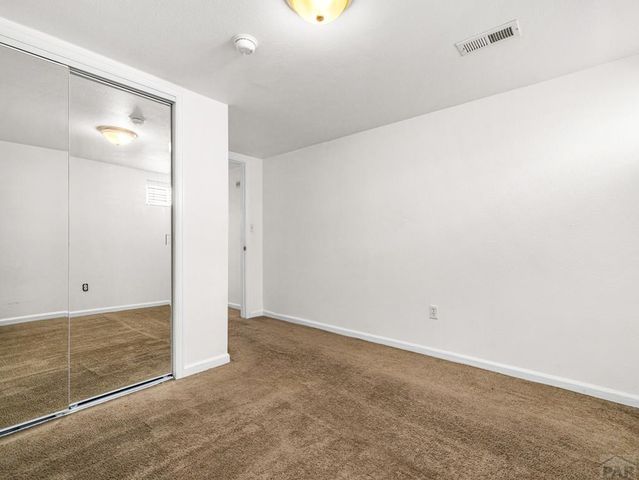 8 Churchill Rd, Pueblo, CO 81001