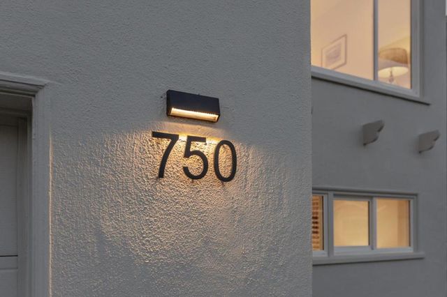 750 Beechwood Drive, Daly City, CA 94015